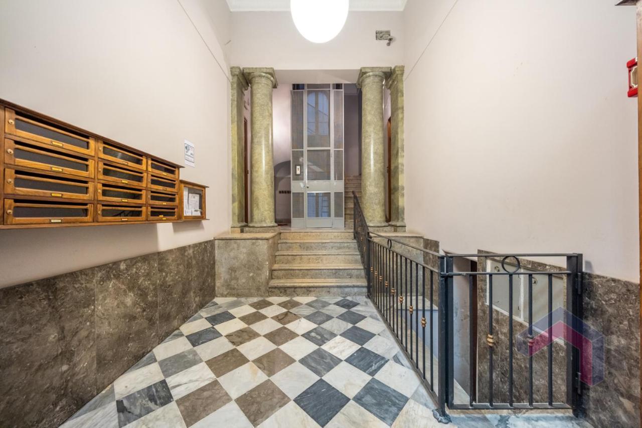 Le Rose di Nonna Maria, appartamento di lusso in centro città Palermo Exterior foto