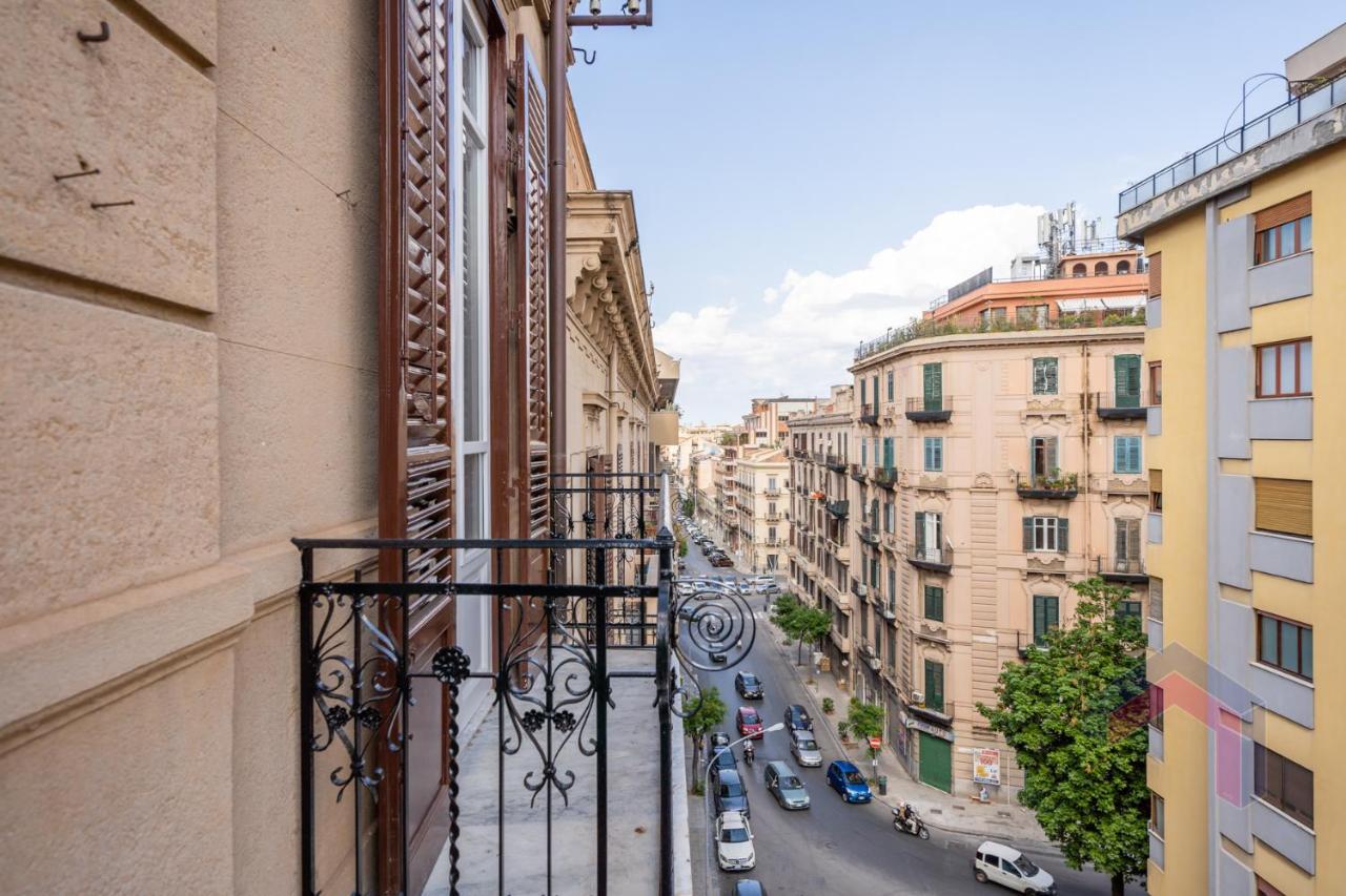 Le Rose di Nonna Maria, appartamento di lusso in centro città Palermo Exterior foto