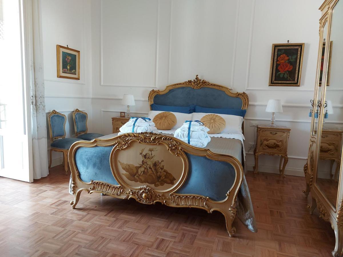 Le Rose di Nonna Maria, appartamento di lusso in centro città Palermo Exterior foto
